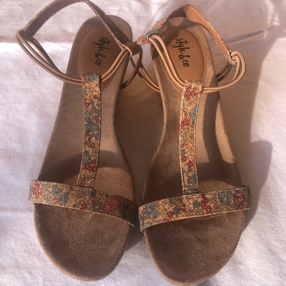 Style & Co. Women's Floral Wedge Cork Sandals Sz 8 - Picture 2 of 5